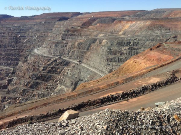 Super-Pit-Mine-Golden-Outback-05