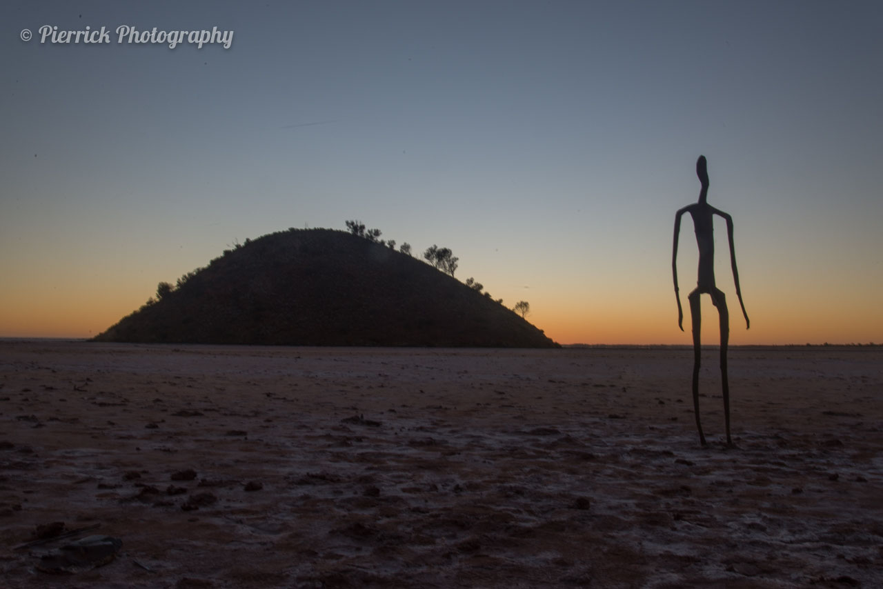 Sculptures d'Antony Gormley sur le lac ballard