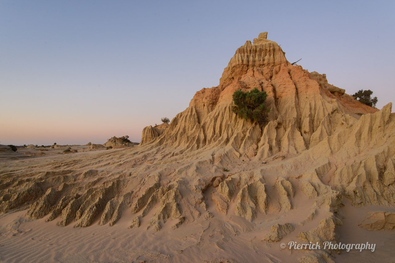 Wall of China dans le parc national de Mungo