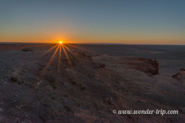 Flaming-cliffs-Bayanzag-mongolie-07