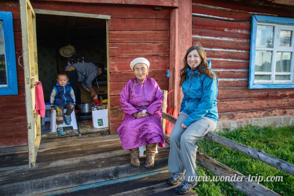 Campe-yourte-monastere-amarbayasgalant-khiid-06