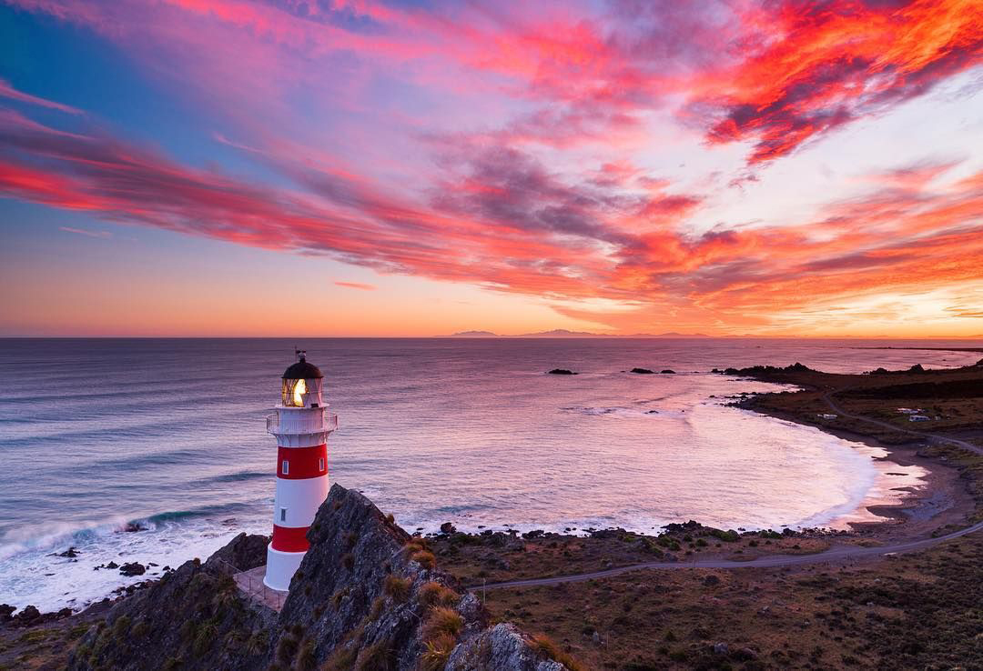 Coucher de soleil sur le phare du cap Palliser