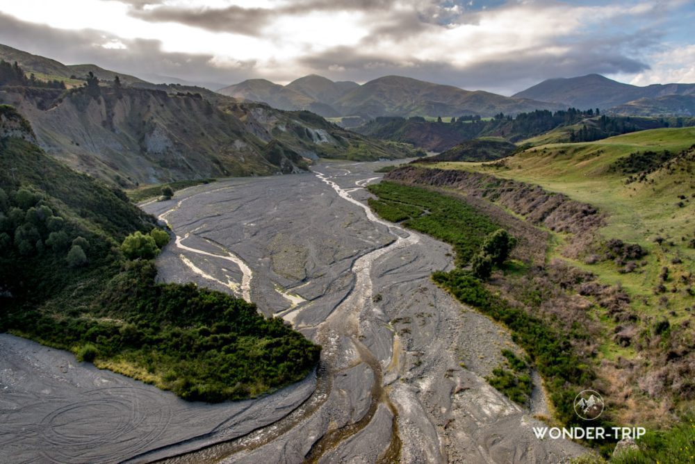 Inland-kaikoura-road-01