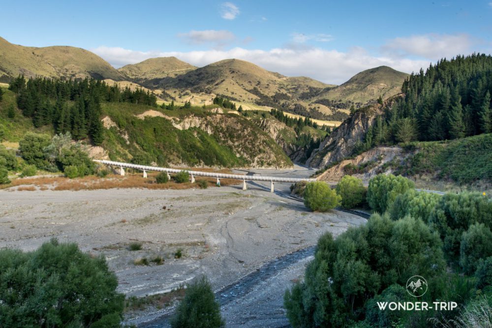 Inland-kaikoura-road-02