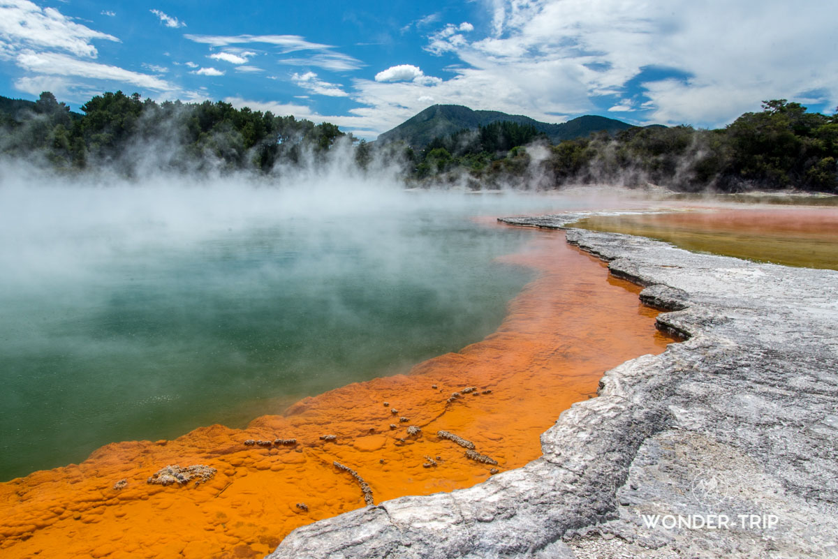 Champagne pool - Wai-O-Tapu