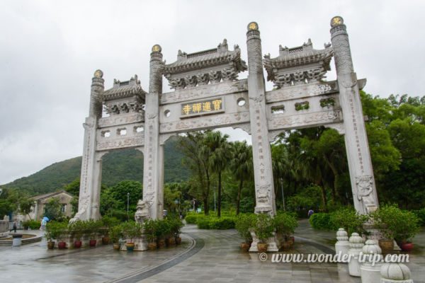 Monastere-Po-Lin-Hong-Kong-00