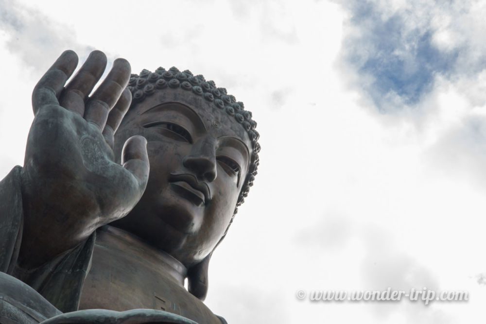 Tian-Tan-Buddha-Hong-Kong-08