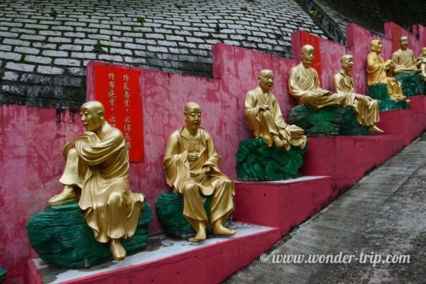 Monastere-10000-Bouddhas-Hong-kong-03