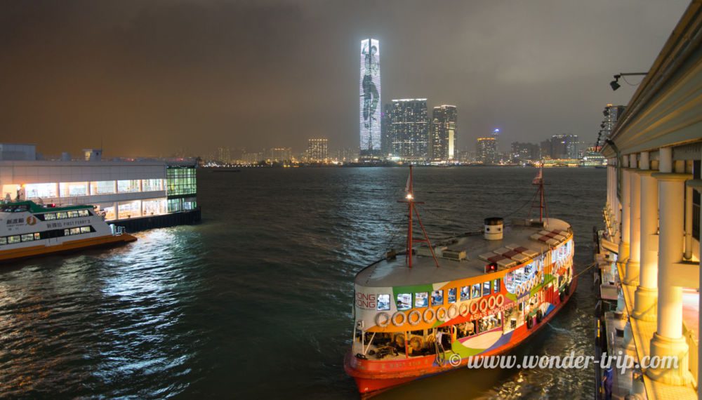 Star-Ferry-Hong-Kong-02