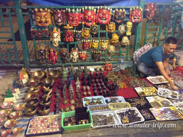 Temple-Night-Market-Hong-Kong-03